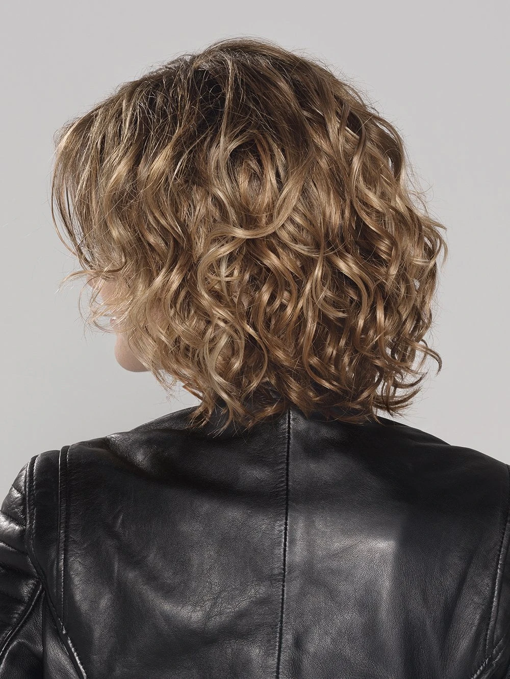 Girl Mono | Synthetic Lace Front Wig (Mono Part) 10 Girl Mono | Synthetic Lace Front Wig (Mono Part) - Image 8