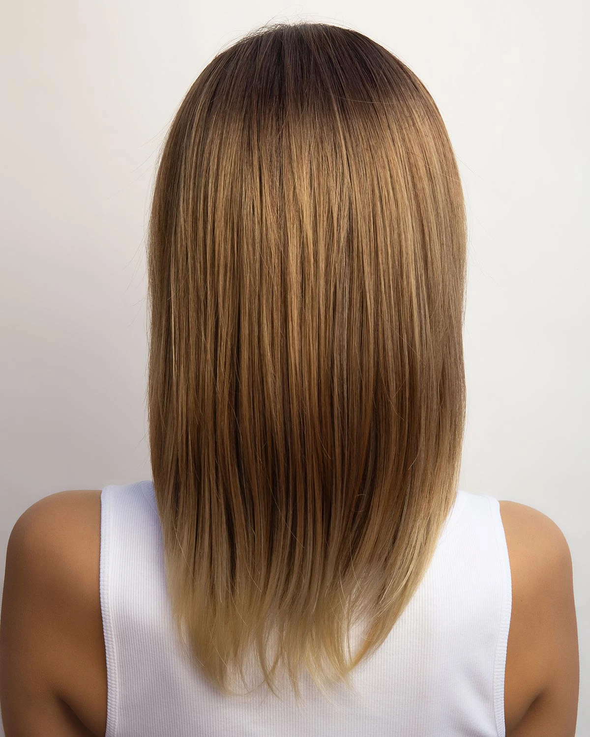 Reed (Exclusive) | Lace Front & Monofilament Synthetic Wig By Amore 6 Reed (Exclusive) | Lace Front & Monofilament Synthetic Wig By Amore - Image 4