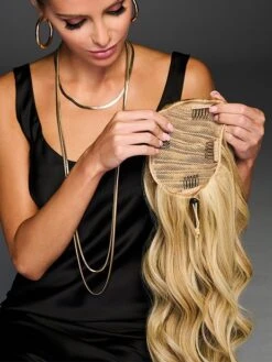 27" Hollywood Cinch Pony | Synthetic Ponytail 26 27" Hollywood Cinch Pony | Synthetic Ponytail -Gabor Store HD 27in Hollywood Waves Cinch Pony Product