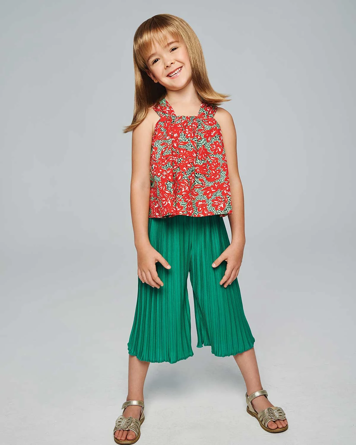 Pretty In Fabulous-Ultra Petite | Kids Monofilament Crown Synthetic Wig By Hairdo 9 Pretty In Fabulous-Ultra Petite | Kids Monofilament Crown Synthetic Wig By Hairdo - Image 7