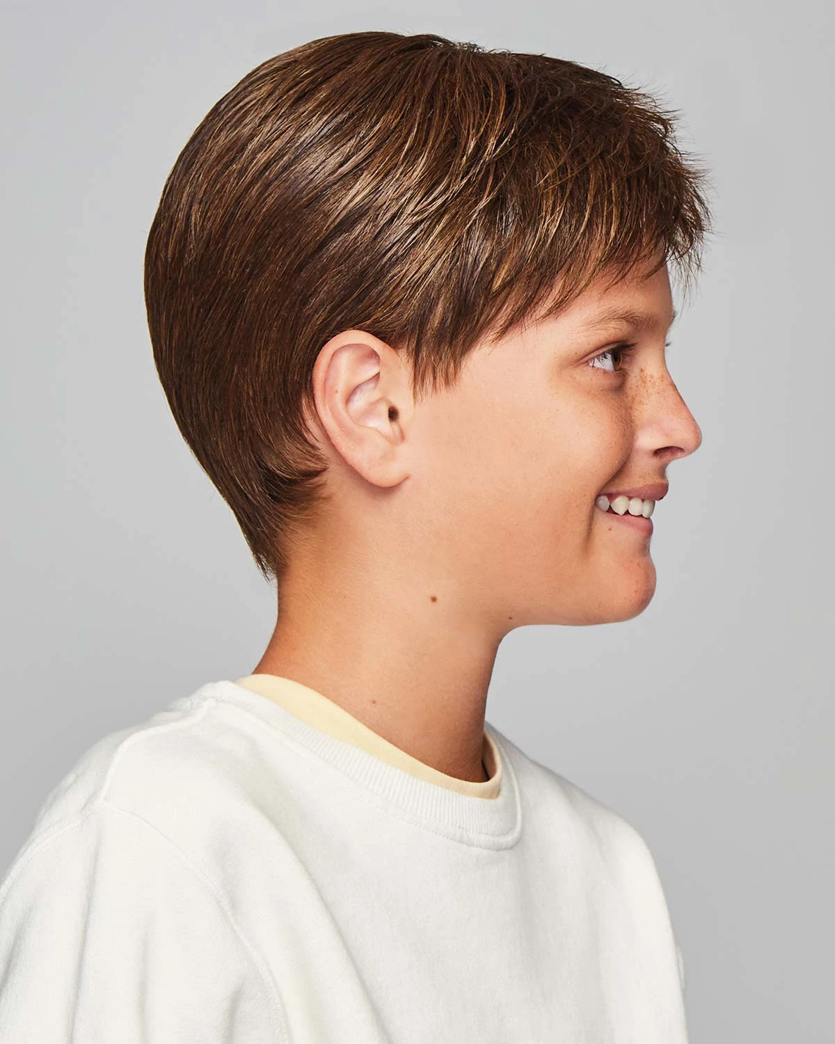 Super Mane-Ultra Petite | Kids Lace Front & Monofilament Part Synthetic Wig By Hairdo 4 Super Mane-Ultra Petite | Kids Lace Front & Monofilament Part Synthetic Wig By Hairdo - Image 2